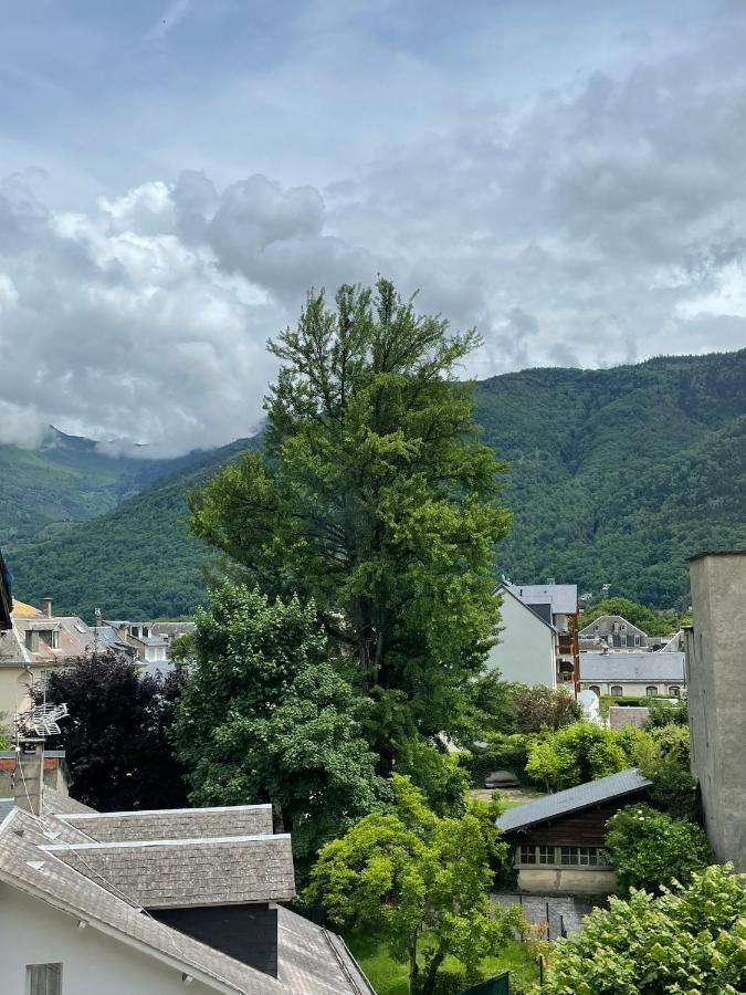 Hotel & Spa Gasquet Bagneres-de-Luchon Bagian luar foto